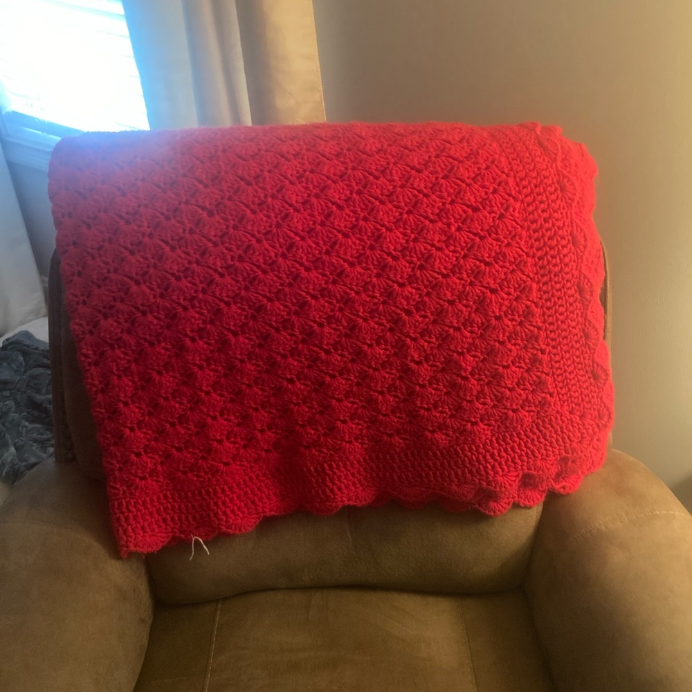 Hand made vintage afghan blanket, no stains or rips